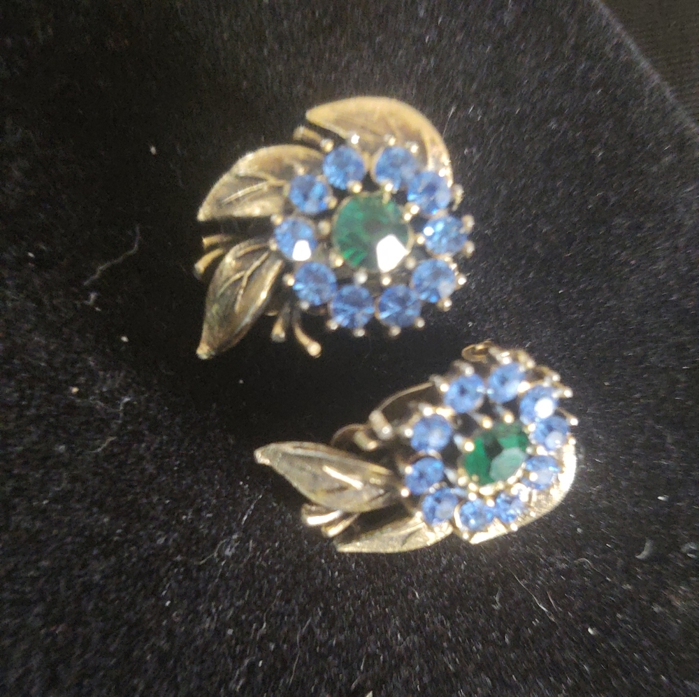 Vintage clip on earrings antique gold with blue and green stones